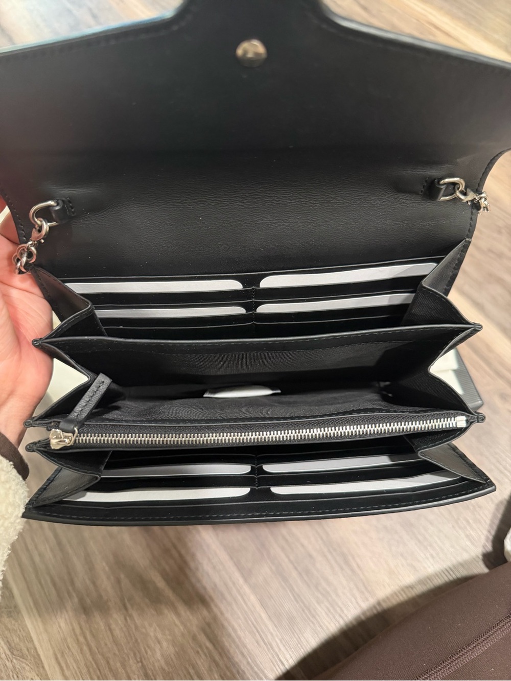 Gucci Dionysus GG Supreme wallet on Chain Crossbody Bag - Picture 12 of 16